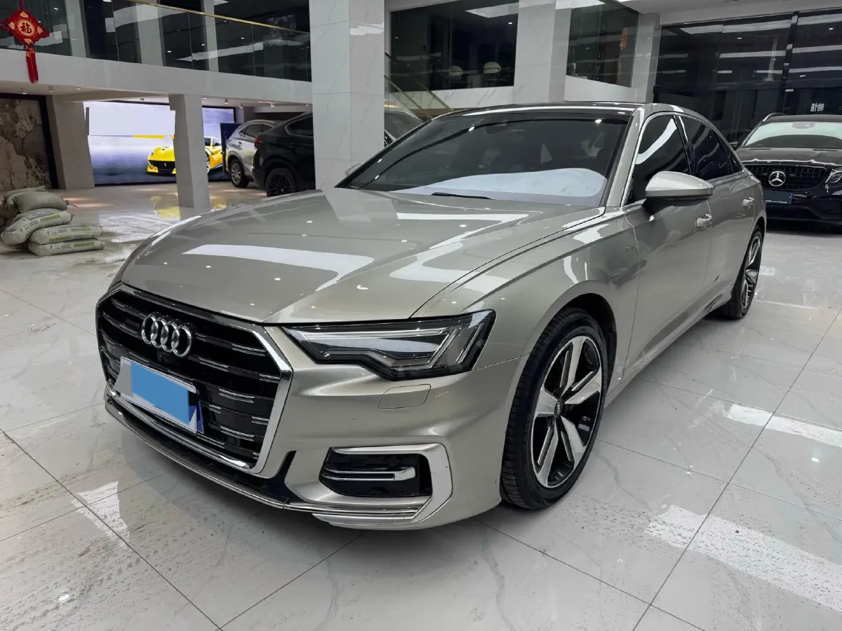 2020 Audi A6L 2.0T 224HP L4 7DCT,autocango,china used car exporter,china ev exporter,chinese used car exporter,chinese used ev exporter