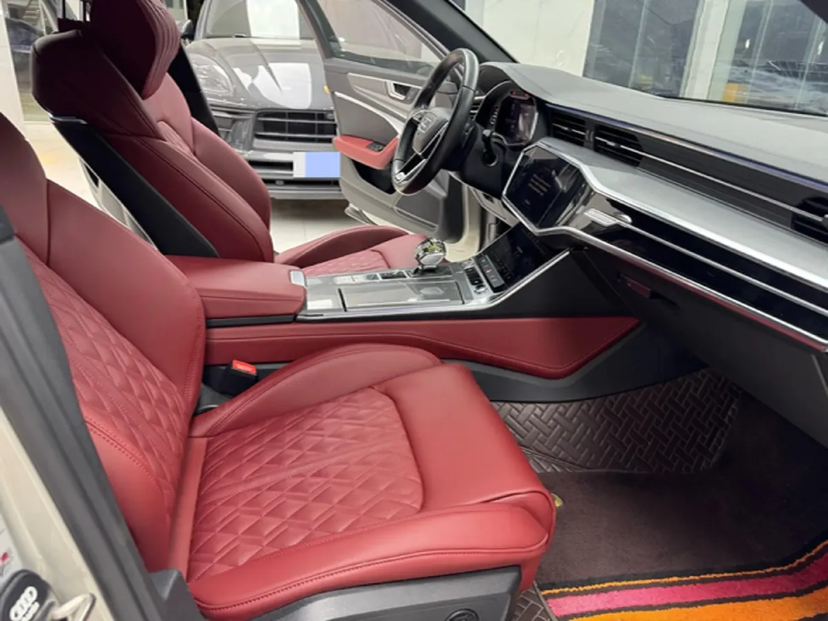 2020 Audi A6L 2.0T 224HP L4 7DCT,autocango,china used car exporter,china ev exporter,chinese used car exporter,chinese used ev exporter