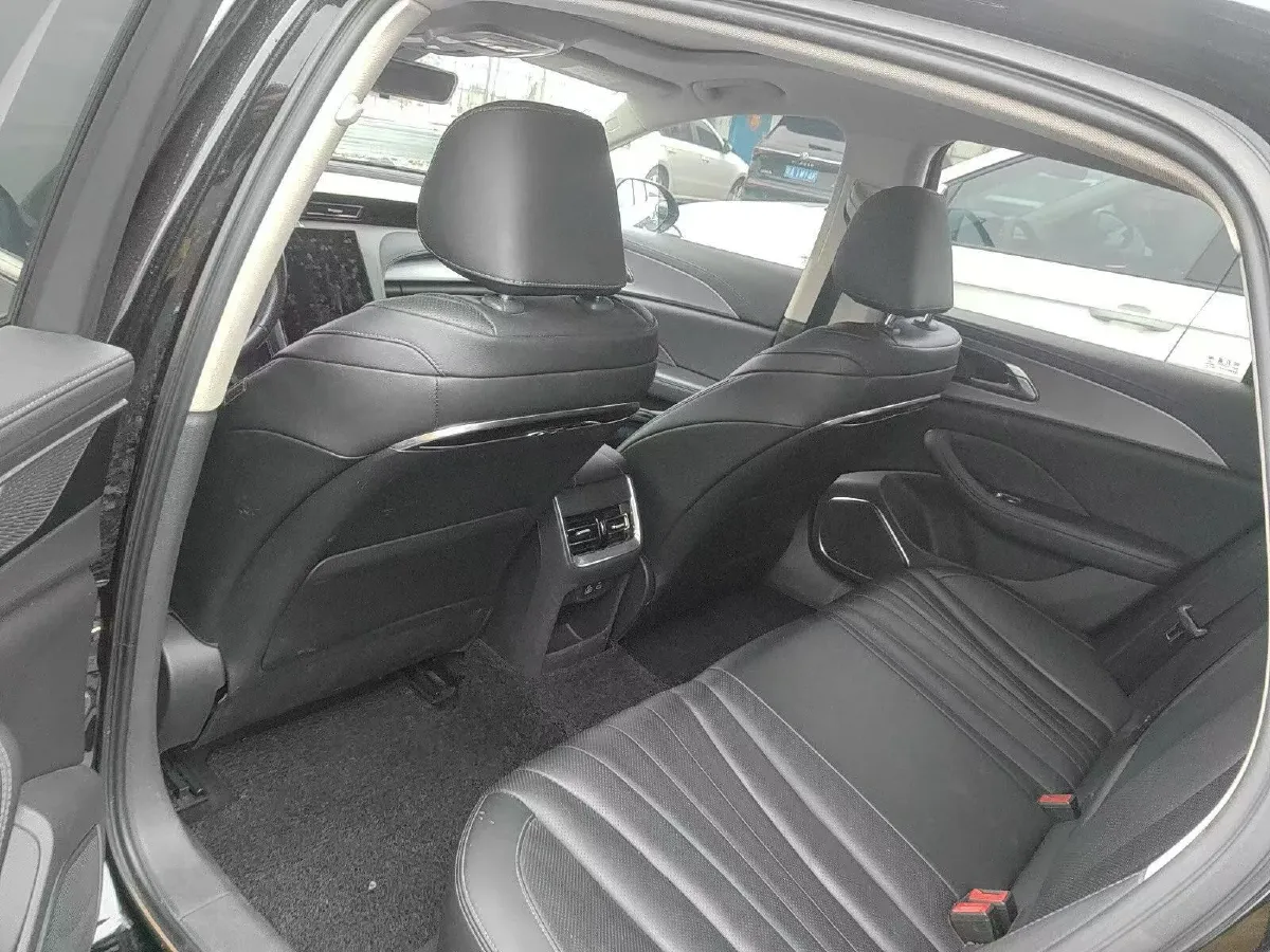 2023 HongQi H5 1.5T 169HP L4 7DCT,autocango,china used car exporter,china ev exporter,chinese used car exporter,chinese used ev exporter