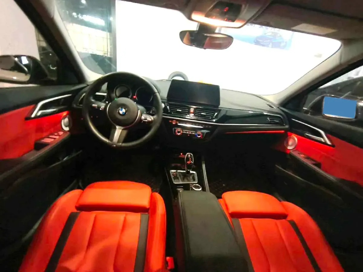2022 BMW 1 Series 2.0T 192HP L4 7DCT,autocango,china used car exporter,china ev exporter,chinese used car exporter,chinese used ev exporter
