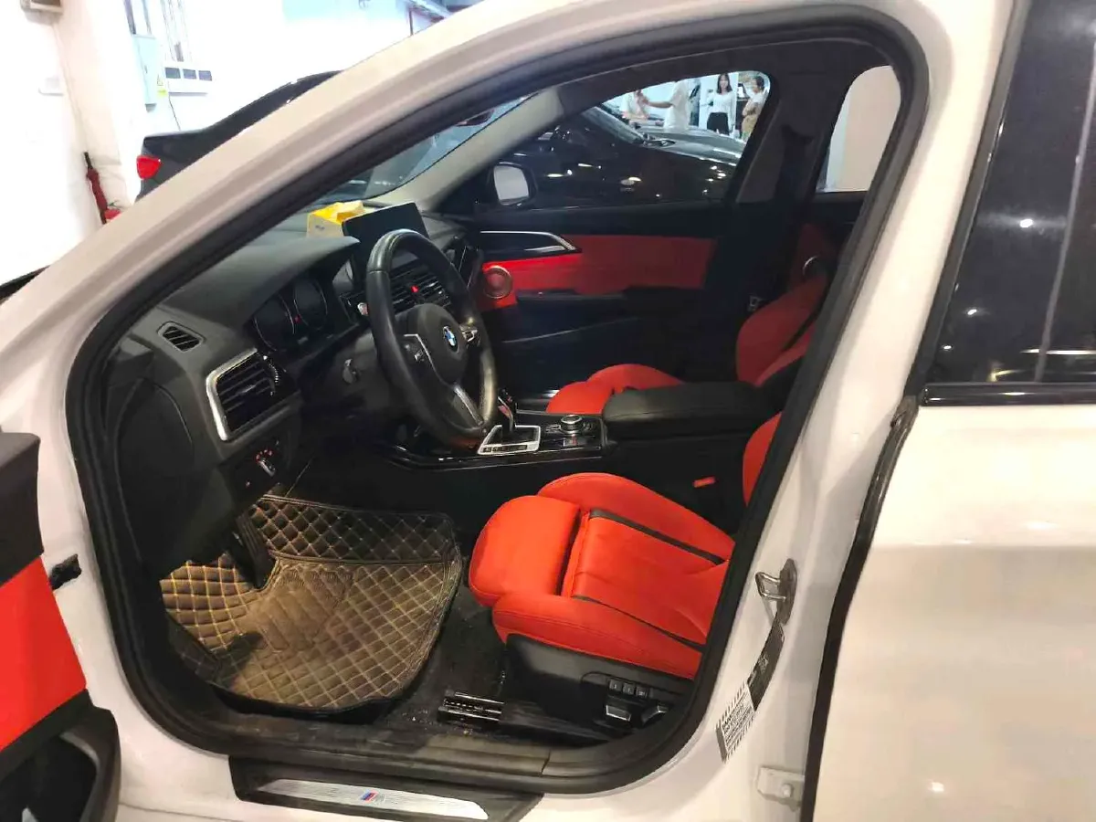 2022 BMW 1 Series 2.0T 192HP L4 7DCT,autocango,china used car exporter,china ev exporter,chinese used car exporter,chinese used ev exporter