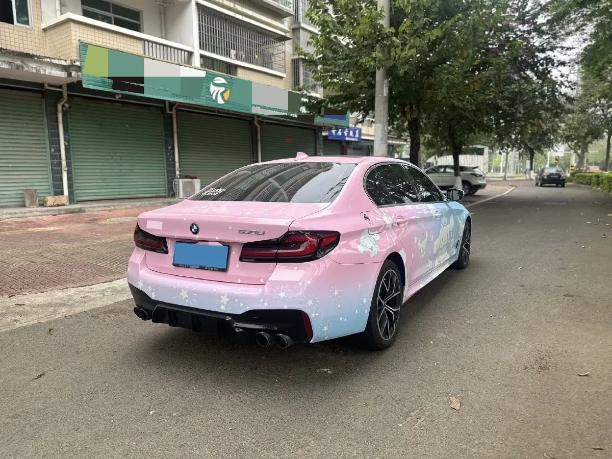 2023 BMW 5 Series 2.0T 245HP L4 8AT,autocango,china used car exporter,china ev exporter,chinese used car exporter,chinese used ev exporter