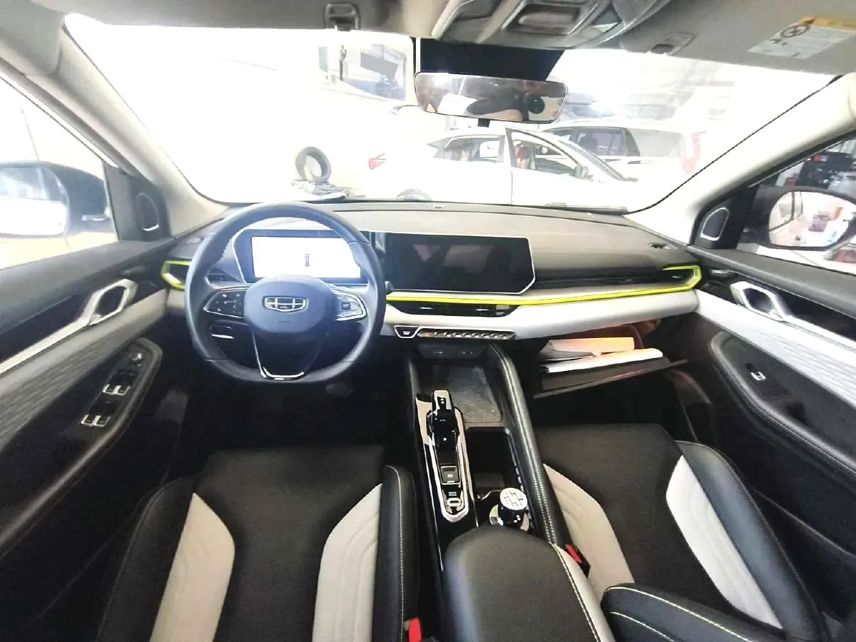 2022 Geely Coolray 1.5T 181HP L4 7DCT,autocango,china used car exporter,china ev exporter,chinese used car exporter,chinese used ev exporter