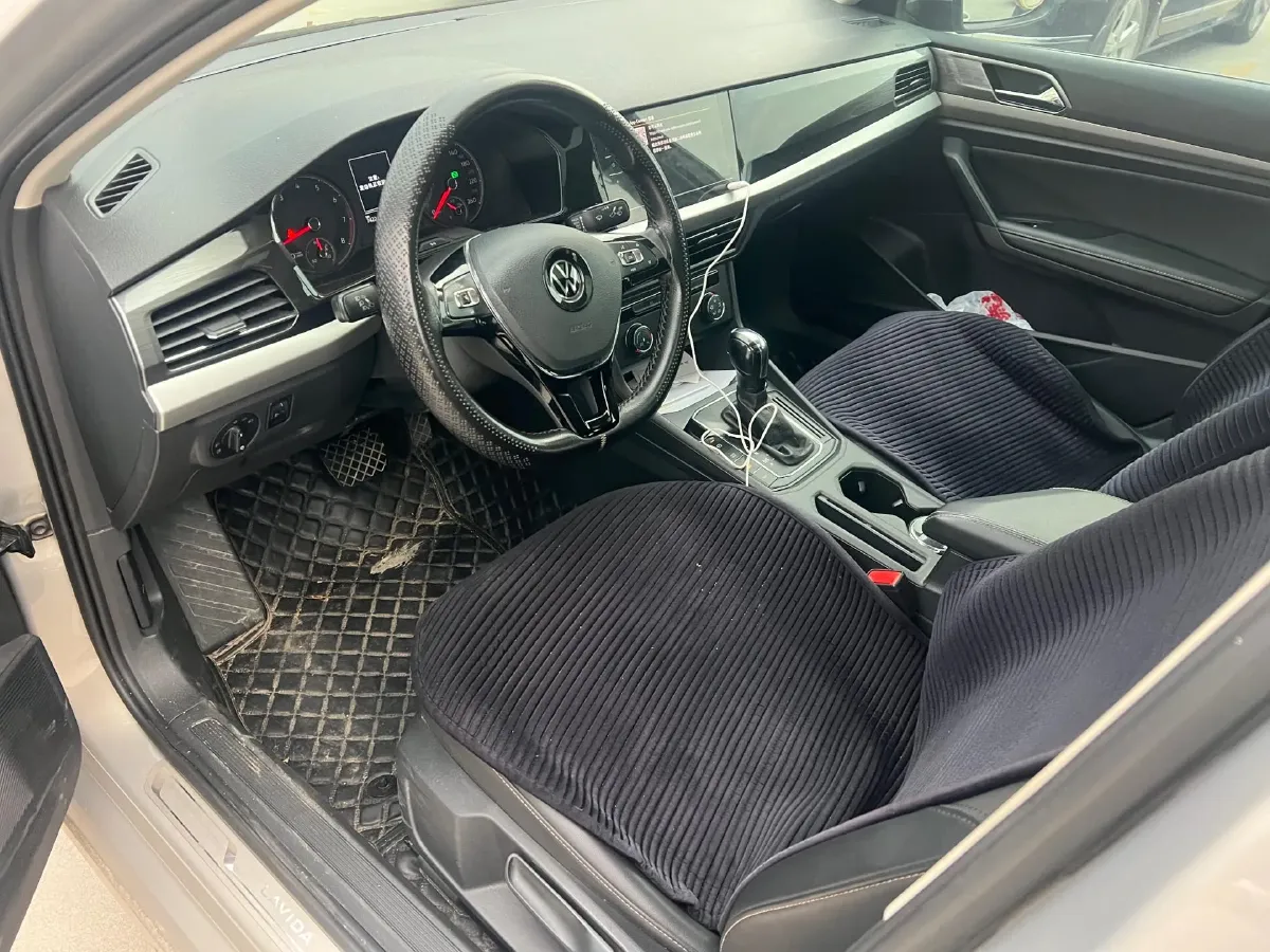 2021 Volkswagen Lavida 1.4T 150HP L4 7DCT,autocango,china used car exporter,china ev exporter,chinese used car exporter,chinese used ev exporter