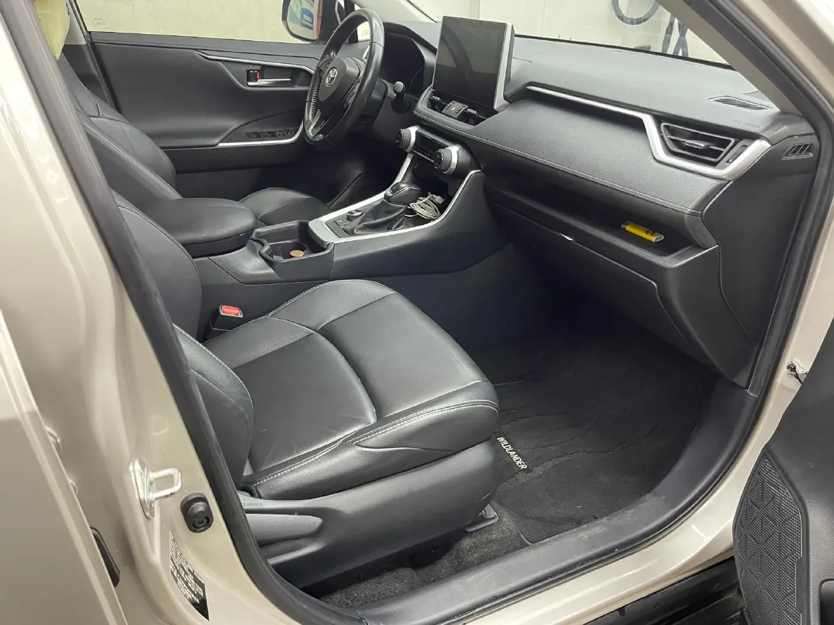 2022 Toyota Wildlander 2.5L 178HP L4 E-CVT Hybrid,autocango,china used car exporter,china ev exporter,chinese used car exporter,chinese used ev exporter