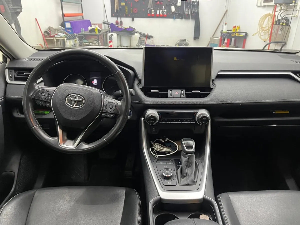 2022 Toyota Wildlander 2.5L 178HP L4 E-CVT Hybrid,autocango,china used car exporter,china ev exporter,chinese used car exporter,chinese used ev exporter