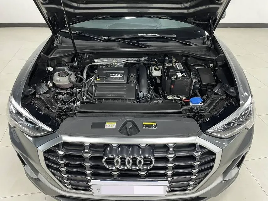 2022 Audi Q3 1.4T 150HP L4 7DCT,autocango,china used car exporter,china ev exporter,chinese used car exporter,chinese used ev exporter