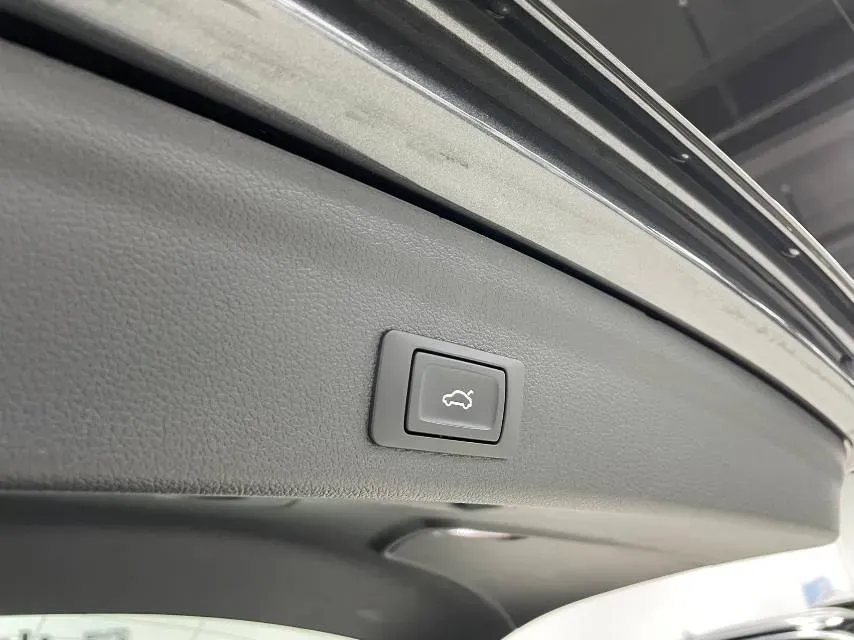 2022 Audi Q3 1.4T 150HP L4 7DCT,autocango,china used car exporter,china ev exporter,chinese used car exporter,chinese used ev exporter