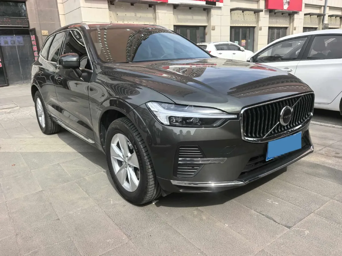 2022 Volvo XC60 2.0T 250HP L4 8AT,autocango,china used car exporter,china ev exporter,chinese used car exporter,chinese used ev exporter