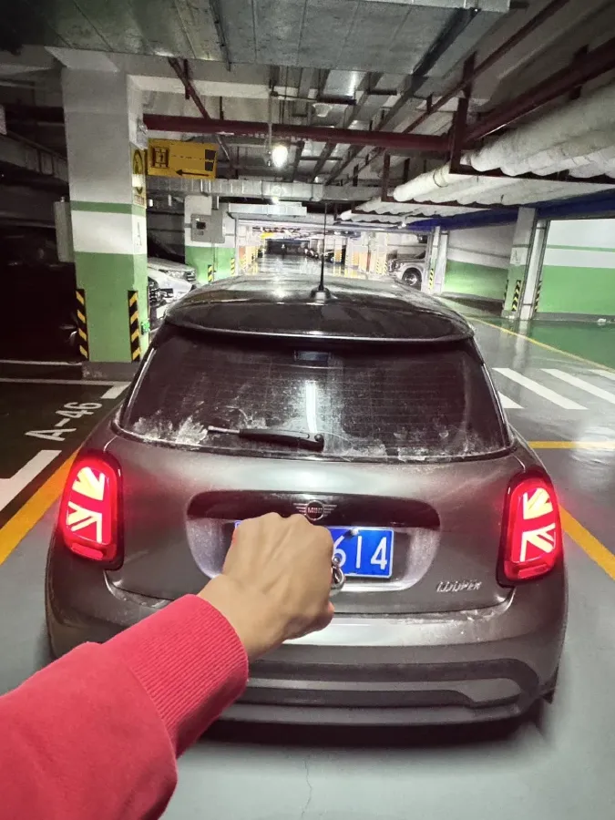 2022 MINI MINI 1.5T 136HP L3 7DCT,autocango,china used car exporter,china ev exporter,chinese used car exporter,chinese used ev exporter