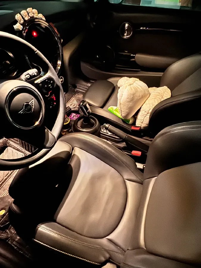 2022 MINI MINI 1.5T 136HP L3 7DCT,autocango,china used car exporter,china ev exporter,chinese used car exporter,chinese used ev exporter