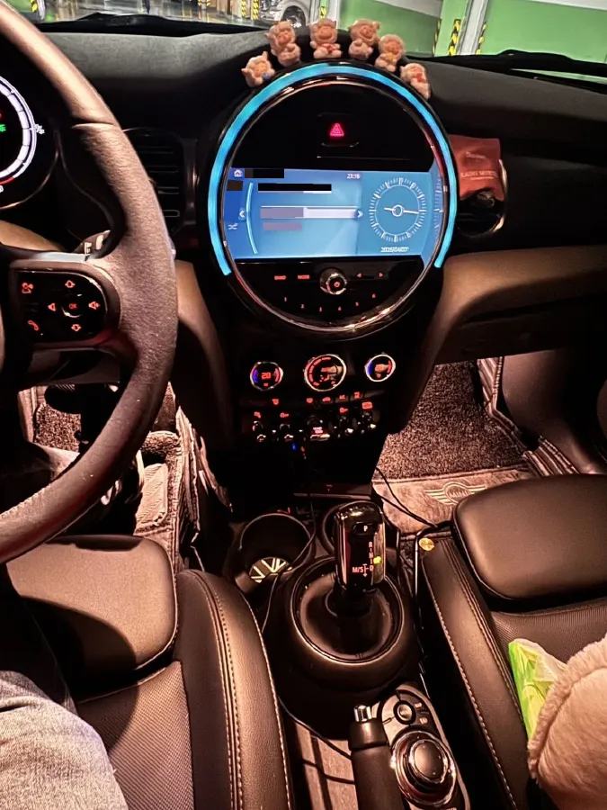 2022 MINI MINI 1.5T 136HP L3 7DCT,autocango,china used car exporter,china ev exporter,chinese used car exporter,chinese used ev exporter