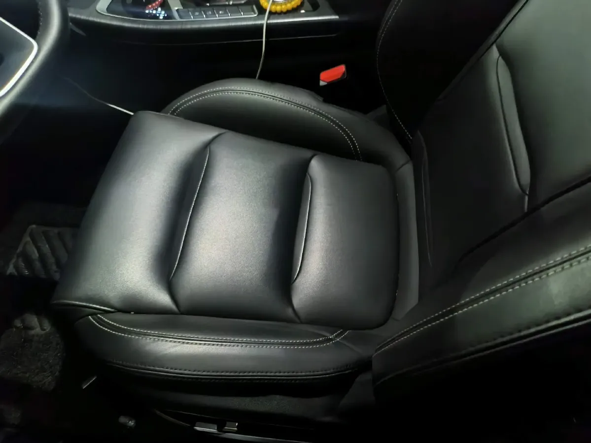 2020 Roewe RX5 1.5T 169HP L4 AMT PHEV 11.1KWH,autocango,china used car exporter,china ev exporter,chinese used car exporter,chinese used ev exporter