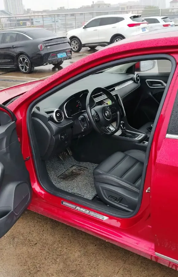 2019 MAXUS XinTu V80 2.5T 136HP L4 6AMT,autocango,china used car exporter,china ev exporter,chinese used car exporter,chinese used ev exporter