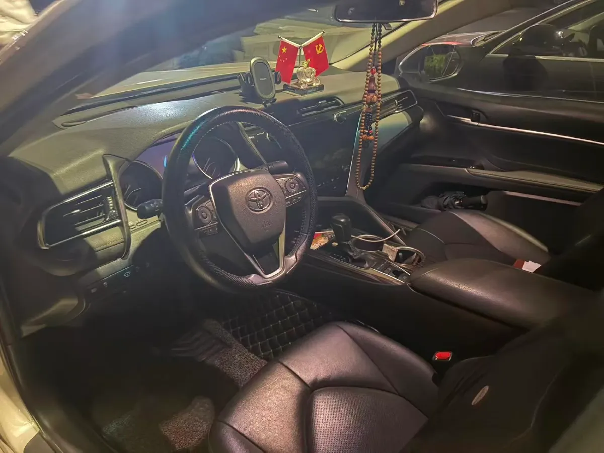 2019 Toyota Camry 2.5L 209HP L4 8AT,autocango,china used car exporter,china ev exporter,chinese used car exporter,chinese used ev exporter