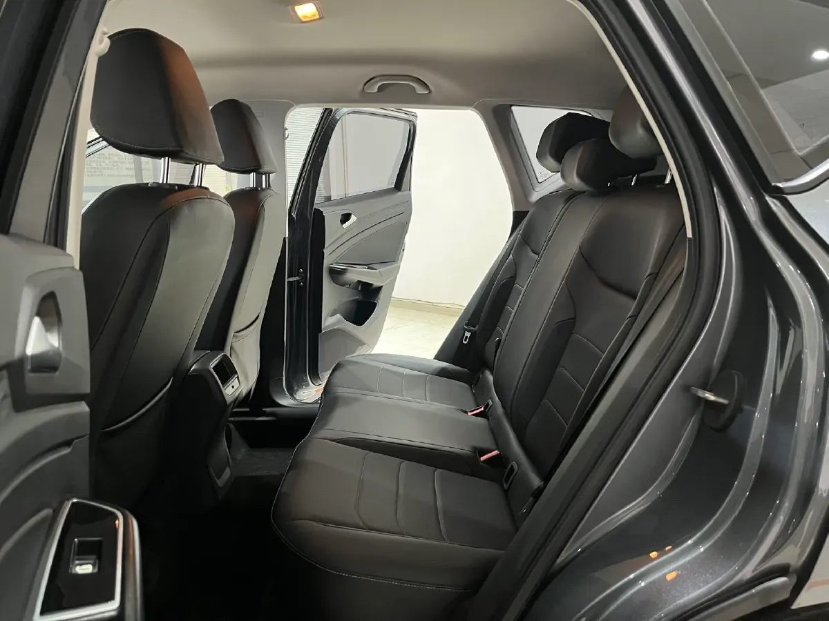 2022 Jetta VS5 1.4T 150HP L4 6AT,autocango,china used car exporter,china ev exporter,chinese used car exporter,chinese used ev exporter