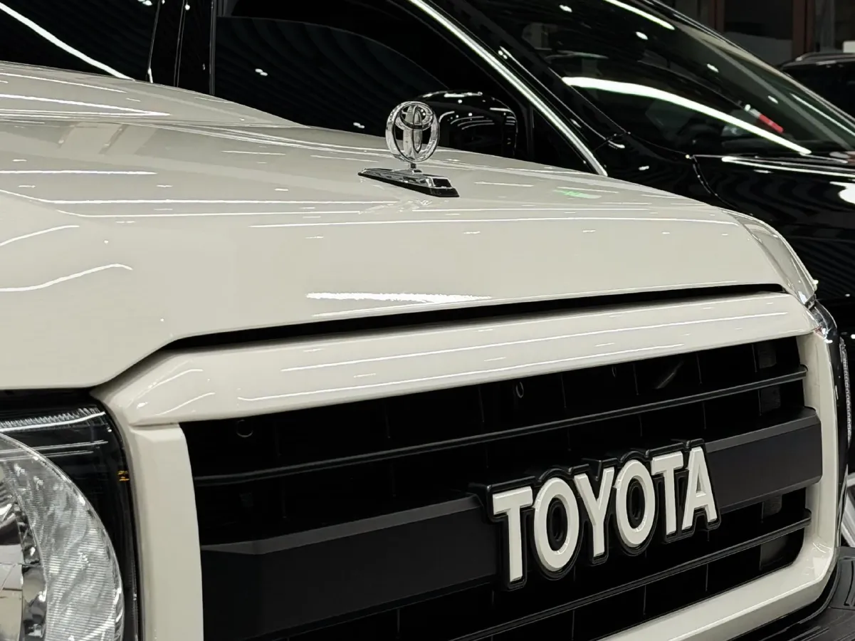 2020 Chevrolet Monza 1.0T 125HP L3 6MT,autocango,china used car exporter,china ev exporter,chinese used car exporter,chinese used ev exporter