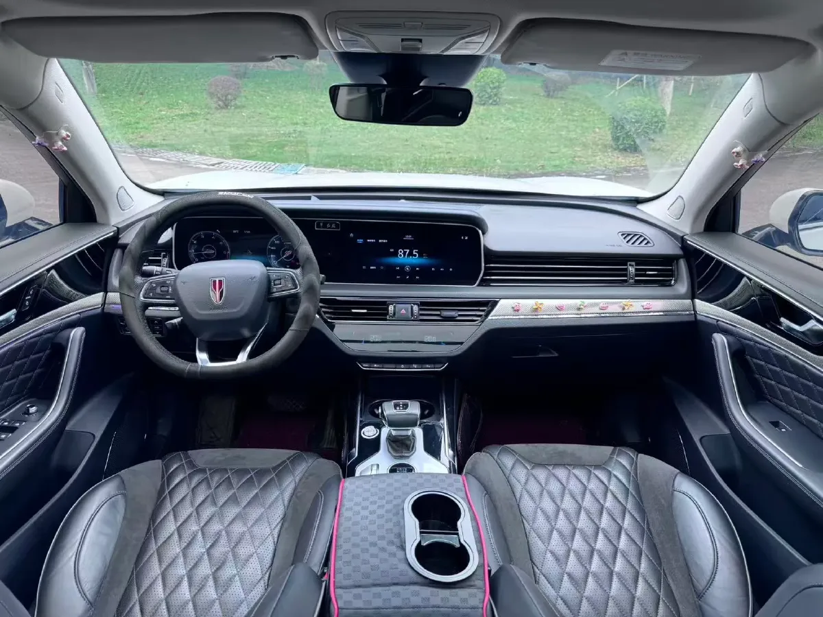 2019 HongQi HS5 2.0T 224HP L4 6AT,autocango,china used car exporter,china ev exporter,chinese used car exporter,chinese used ev exporter