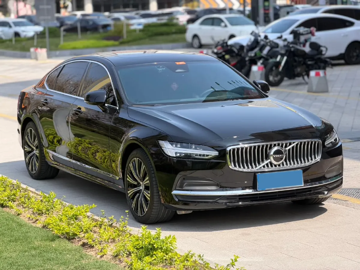 2025 Volvo S90 2.0T 250HP L4 8AT,autocango,china used car exporter,china ev exporter,chinese used car exporter,chinese used ev exporter