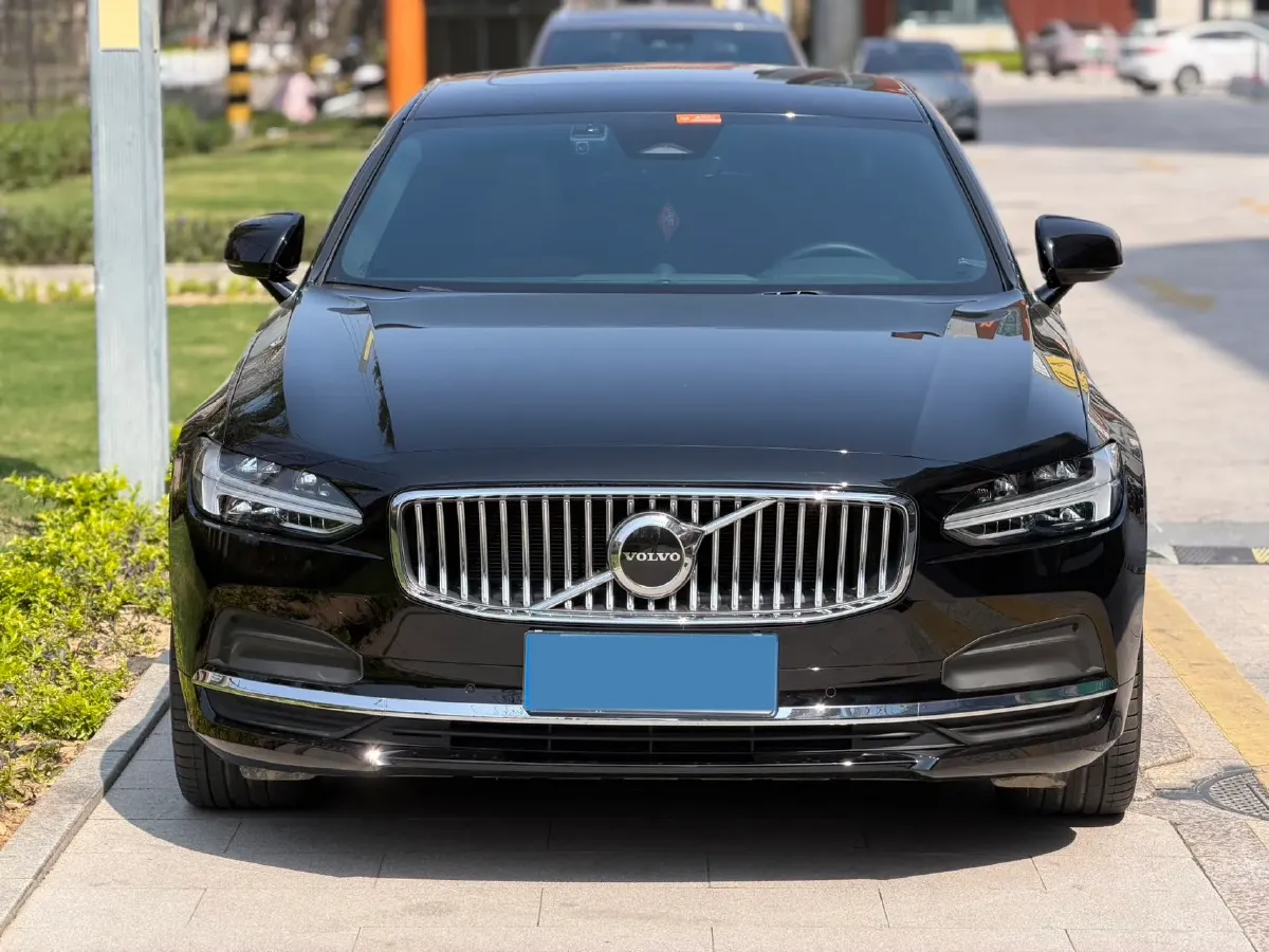 2025 Volvo S90 2.0T 250HP L4 8AT,autocango,china used car exporter,china ev exporter,chinese used car exporter,chinese used ev exporter