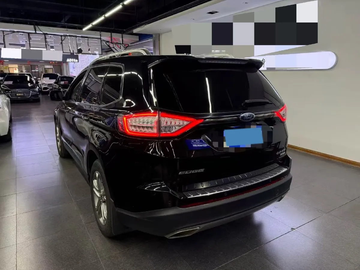 2018 Ford Edge 2.0T 245HP L4 6AT,autocango,china used car exporter,china ev exporter,chinese used car exporter,chinese used ev exporter