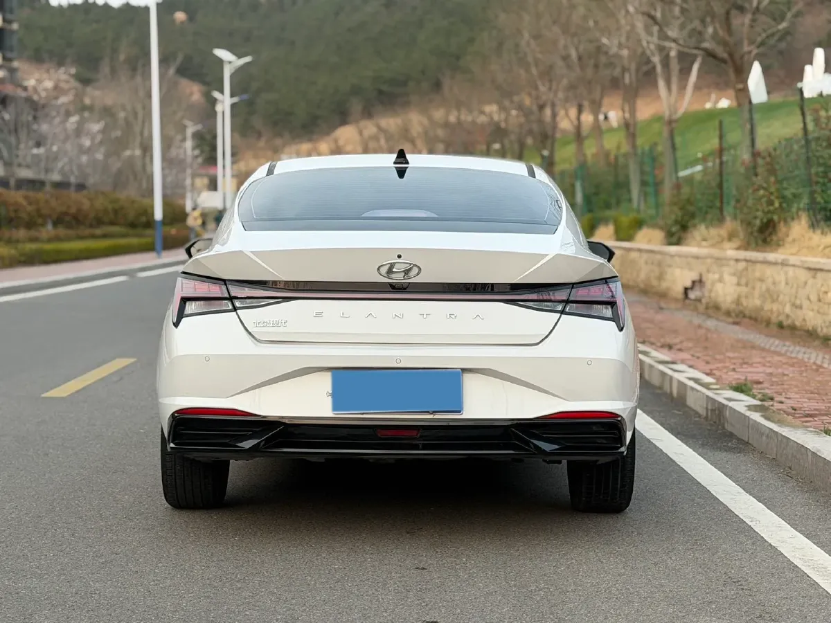 2021 Hyundai Elantra 1.5L 115HP L4 CVT,autocango,china used car exporter,china ev exporter,chinese used car exporter,chinese used ev exporter