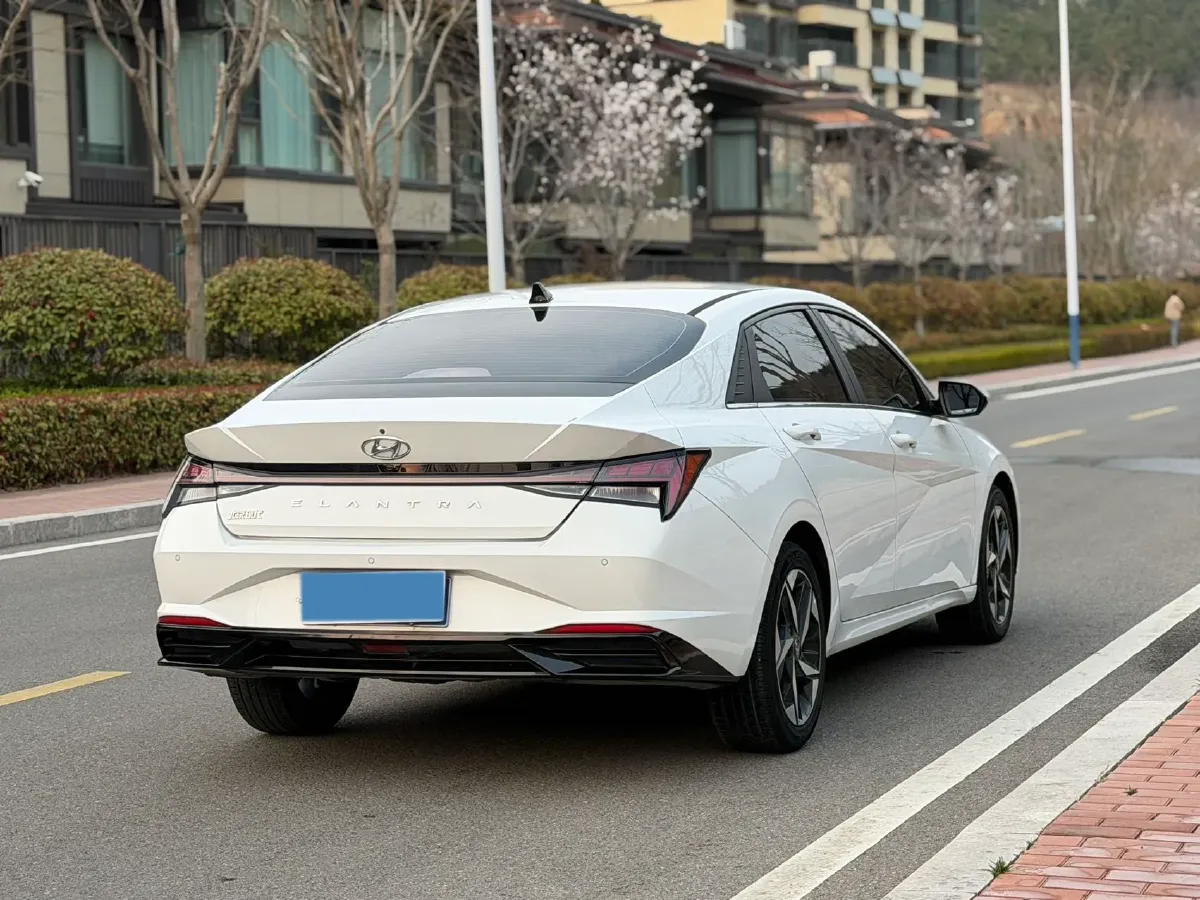 2021 Hyundai Elantra 1.5L 115HP L4 CVT,autocango,china used car exporter,china ev exporter,chinese used car exporter,chinese used ev exporter