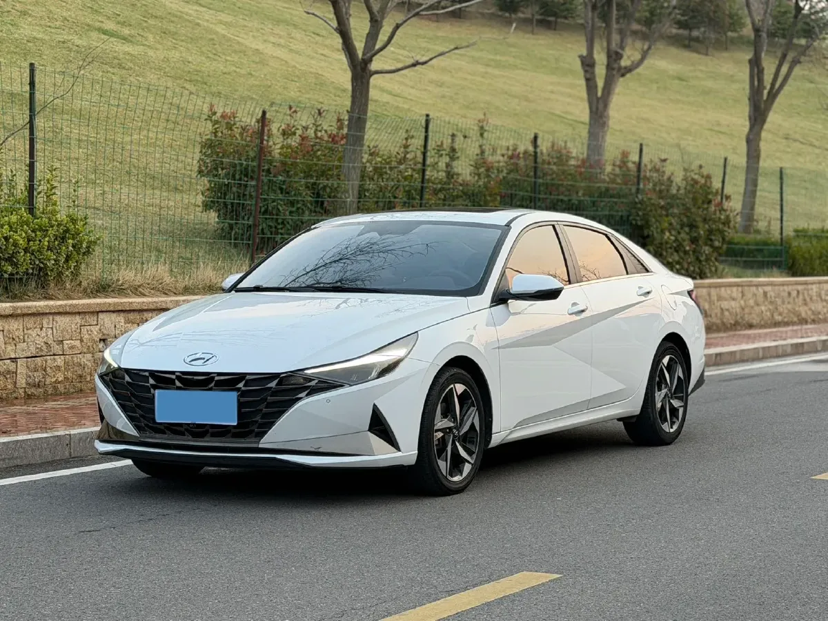 2021 Hyundai Elantra 1.5L 115HP L4 CVT,autocango,china used car exporter,china ev exporter,chinese used car exporter,chinese used ev exporter