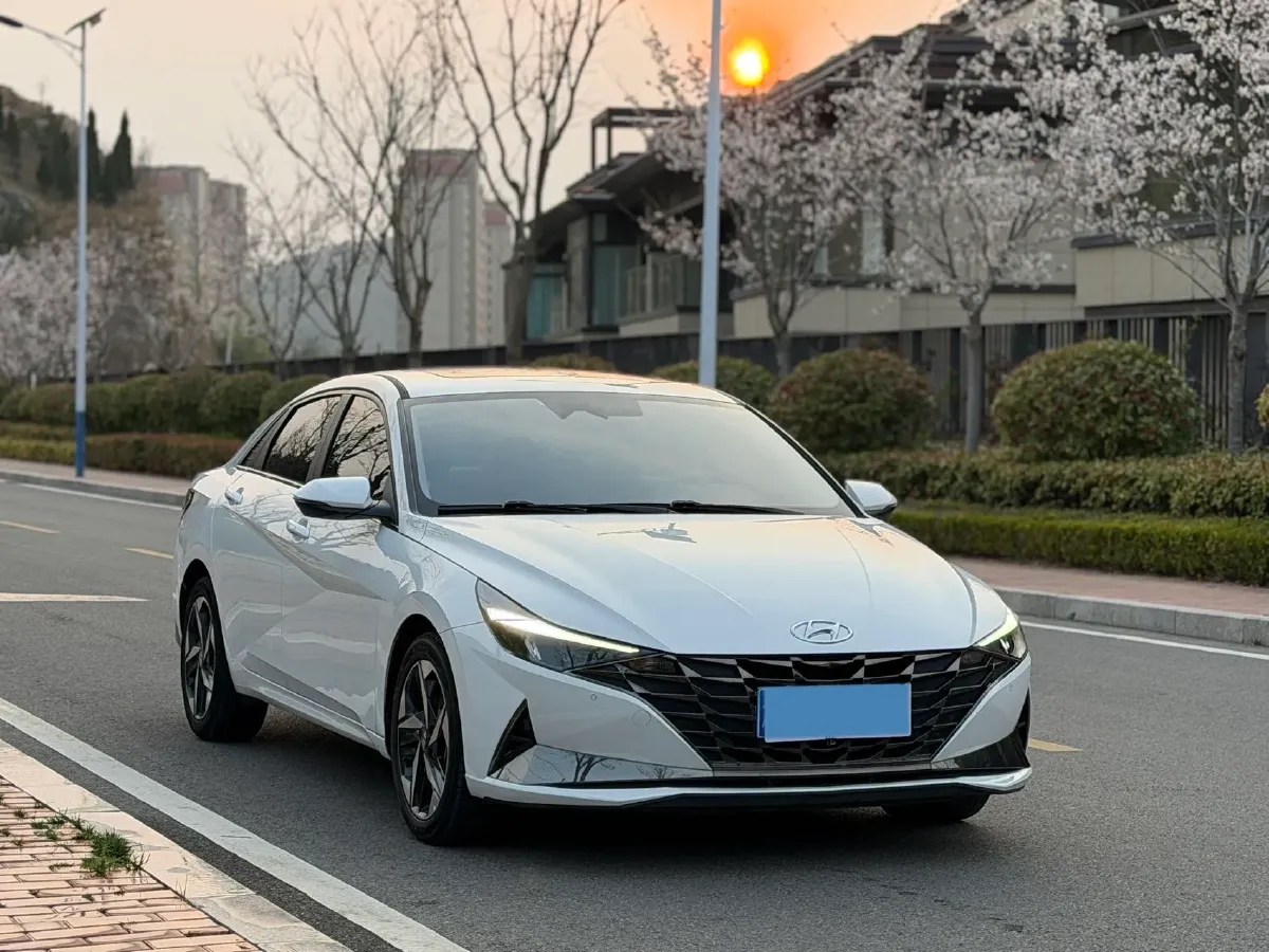 2021 Hyundai Elantra 1.5L 115HP L4 CVT,autocango,china used car exporter,china ev exporter,chinese used car exporter,chinese used ev exporter