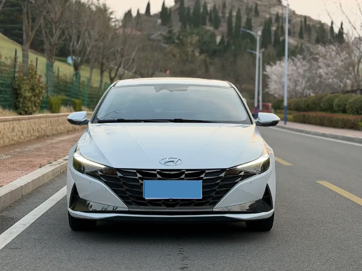2021 Hyundai Elantra 1.5L 115HP L4 CVT,autocango,china used car exporter,china ev exporter,chinese used car exporter,chinese used ev exporter