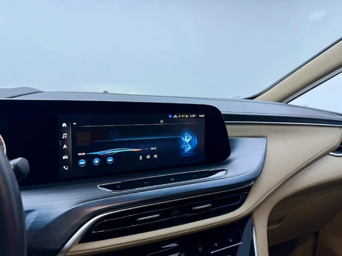 2021 Buick GL8 2.0T 237HP L4 9AT,autocango,china used car exporter,china ev exporter,chinese used car exporter,chinese used ev exporter