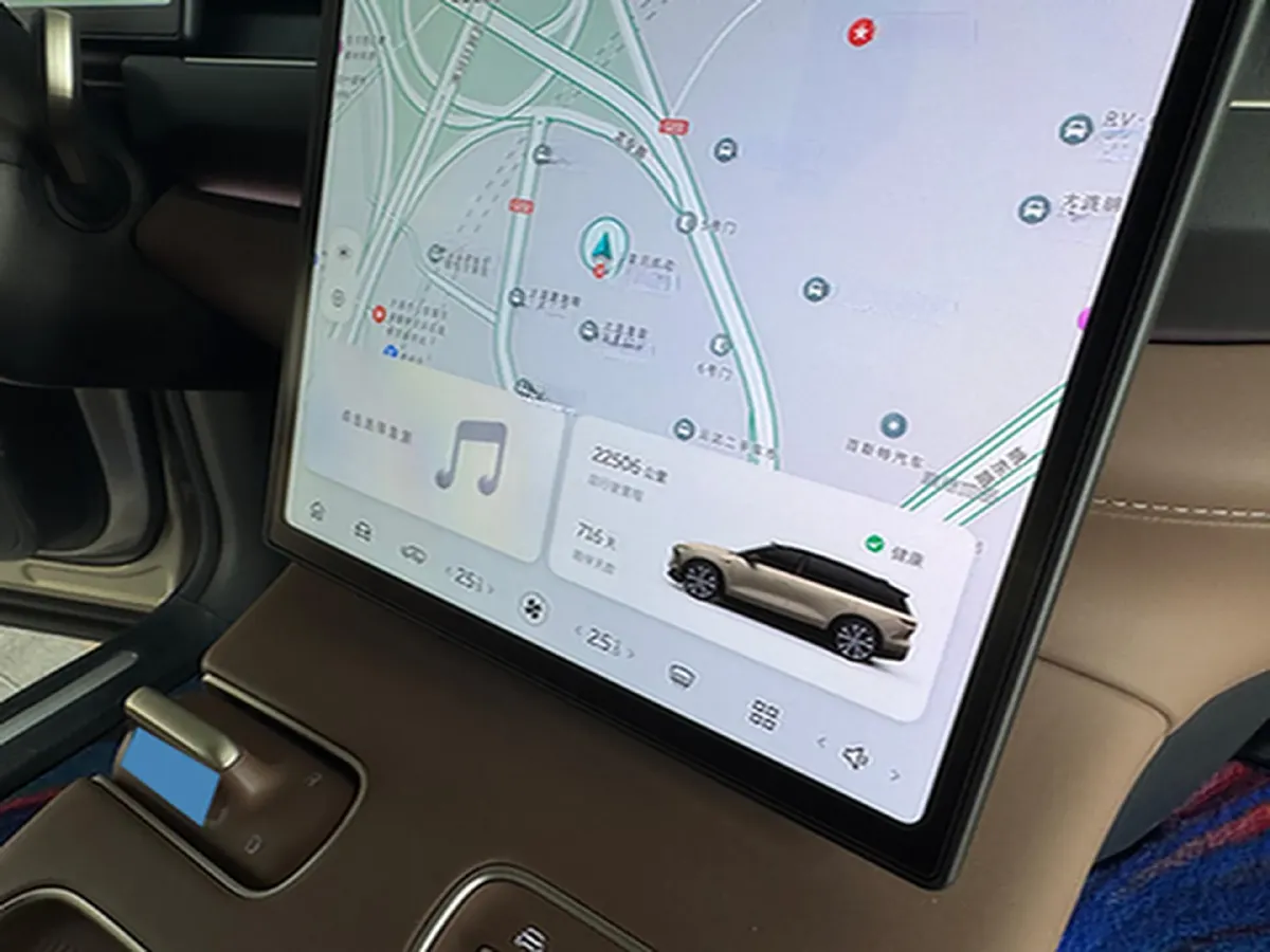 2024 Porsche Macan All-Electric BEV 100KWH,autocango,china used car exporter,china ev exporter,chinese used car exporter,chinese used ev exporter