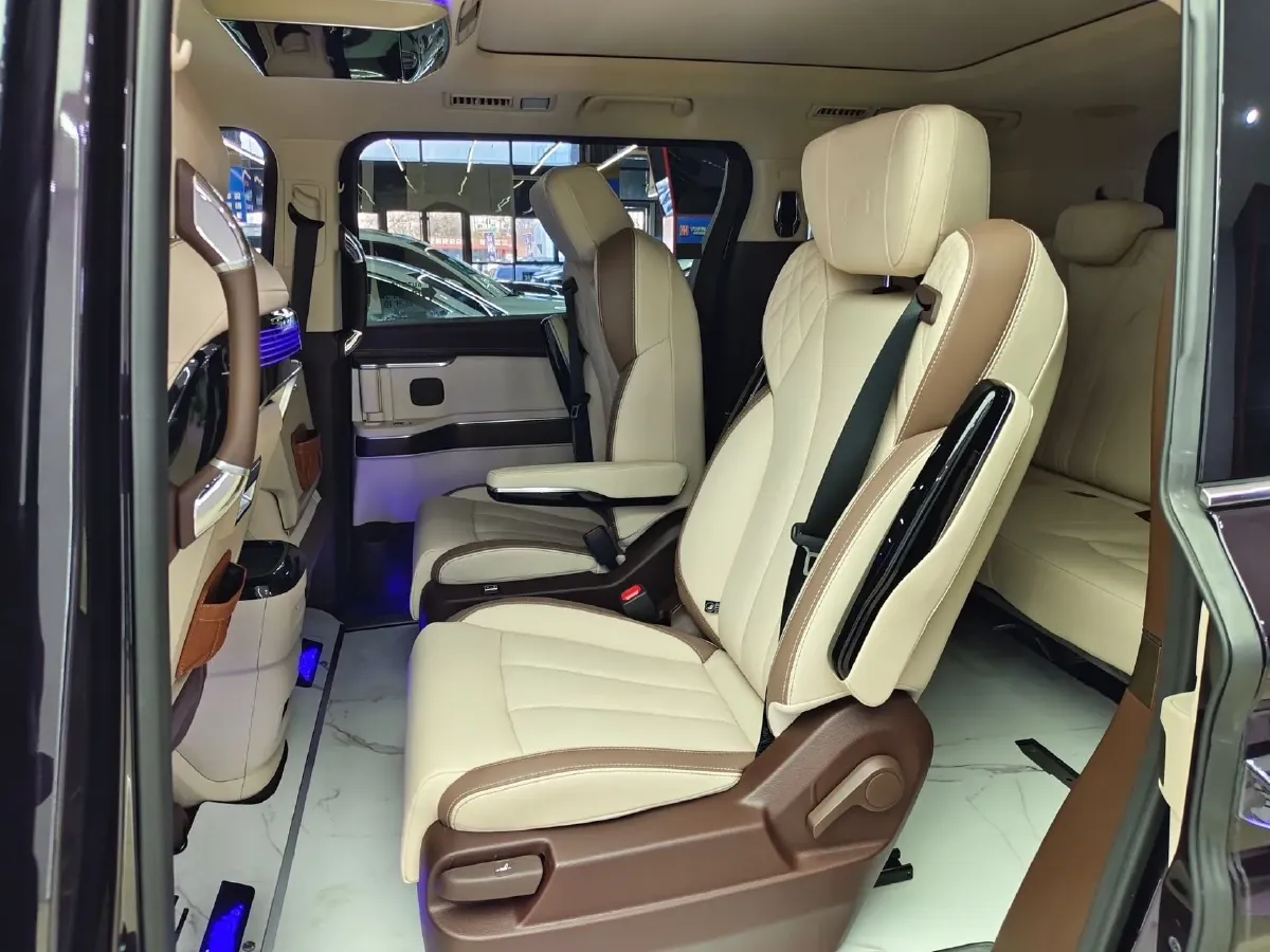 2023 Bestune M9 2.0T 252HP L4 8AT,autocango,china used car exporter,china ev exporter,chinese used car exporter,chinese used ev exporter