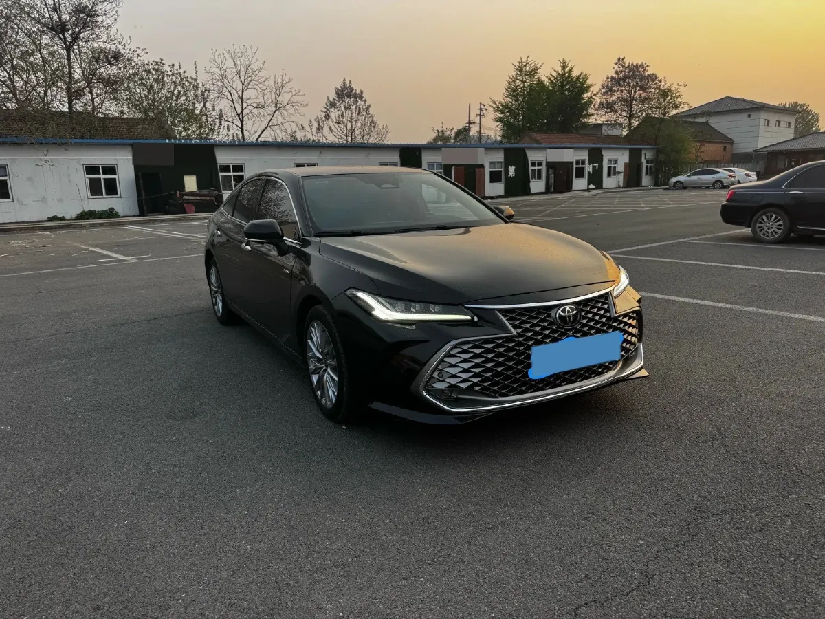 2024 Toyota Avalon 2.5L 185HP L4 E-CVT Hybrid,autocango,china used car exporter,china ev exporter,chinese used car exporter,chinese used ev exporter