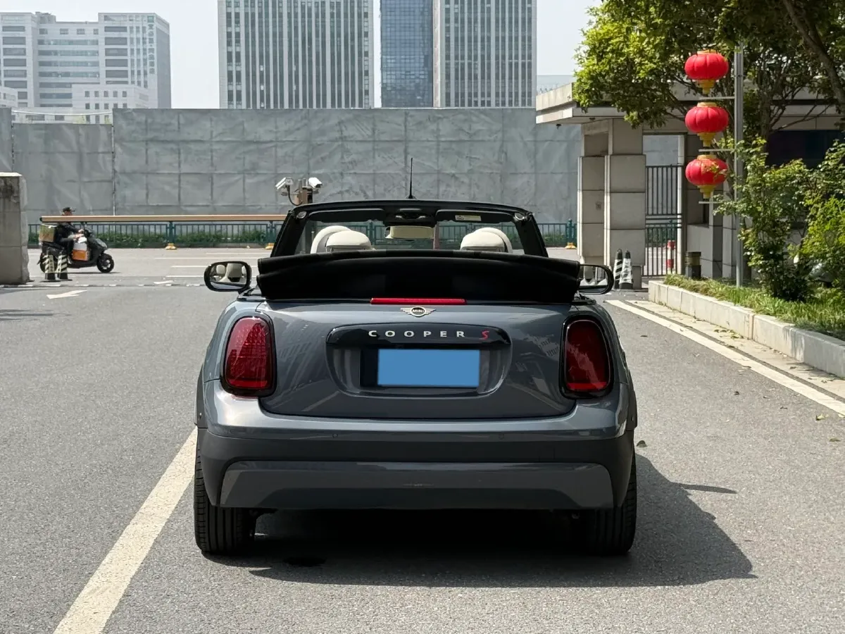 2025 MINI MINI 2.0T 204HP L4 7DCT,autocango,china used car exporter,china ev exporter,chinese used car exporter,chinese used ev exporter