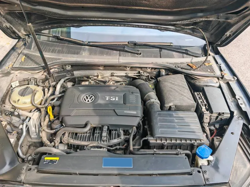 2018 Volkswagen Magotan 1.8T 180HP L4 7DCT,autocango,china used car exporter,china ev exporter,chinese used car exporter,chinese used ev exporter