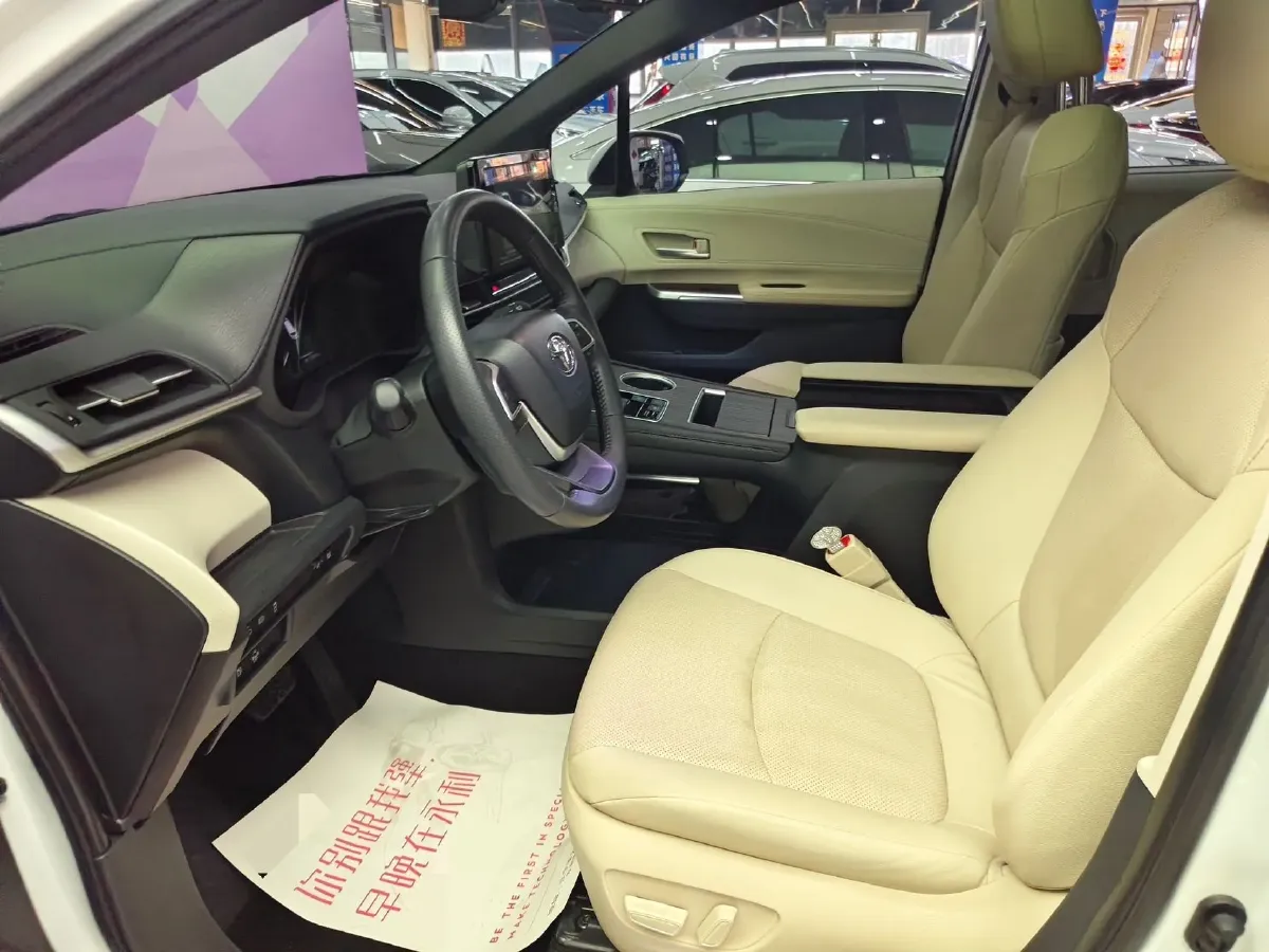 2021 Toyota Sienna 2.5L 192HP L4 E-CVT Hybrid,autocango,china used car exporter,china ev exporter,chinese used car exporter,chinese used ev exporter