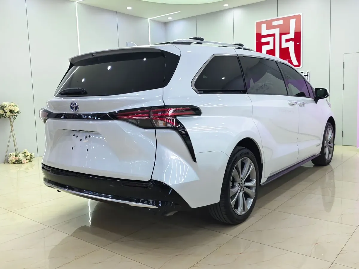 2021 Toyota Sienna 2.5L 192HP L4 E-CVT Hybrid,autocango,china used car exporter,china ev exporter,chinese used car exporter,chinese used ev exporter