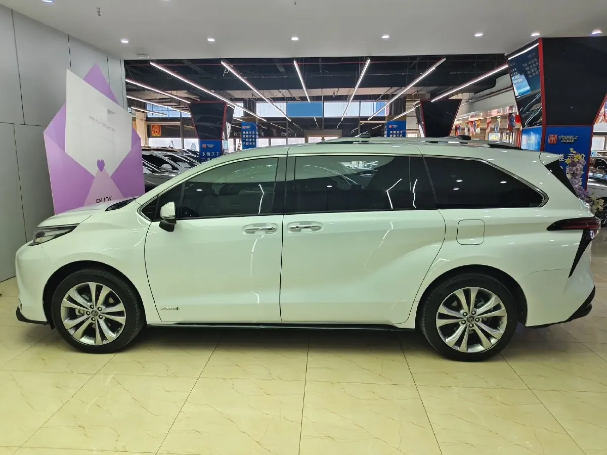 2021 Toyota Sienna 2.5L 192HP L4 E-CVT Hybrid,autocango,china used car exporter,china ev exporter,chinese used car exporter,chinese used ev exporter