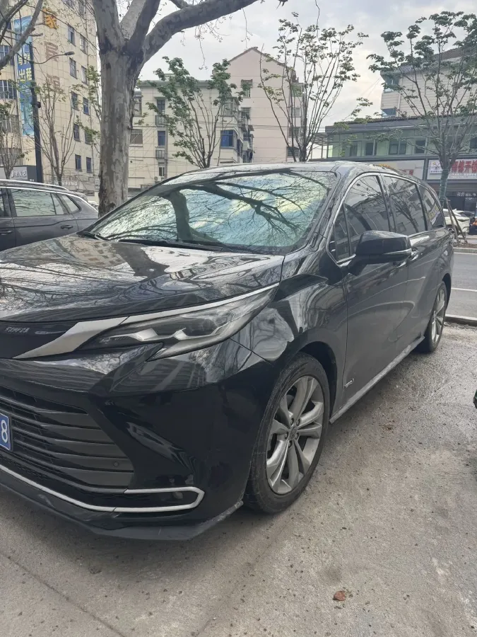 2023 Toyota Sienna 2.5L 189HP L4 E-CVT Hybrid,autocango,china used car exporter,china ev exporter,chinese used car exporter,chinese used ev exporter