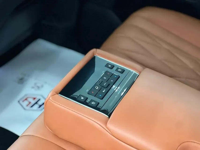 2017 Lexus LX 5.7L 367HP V8 8AT,autocango,china used car exporter,china ev exporter,chinese used car exporter,chinese used ev exporter