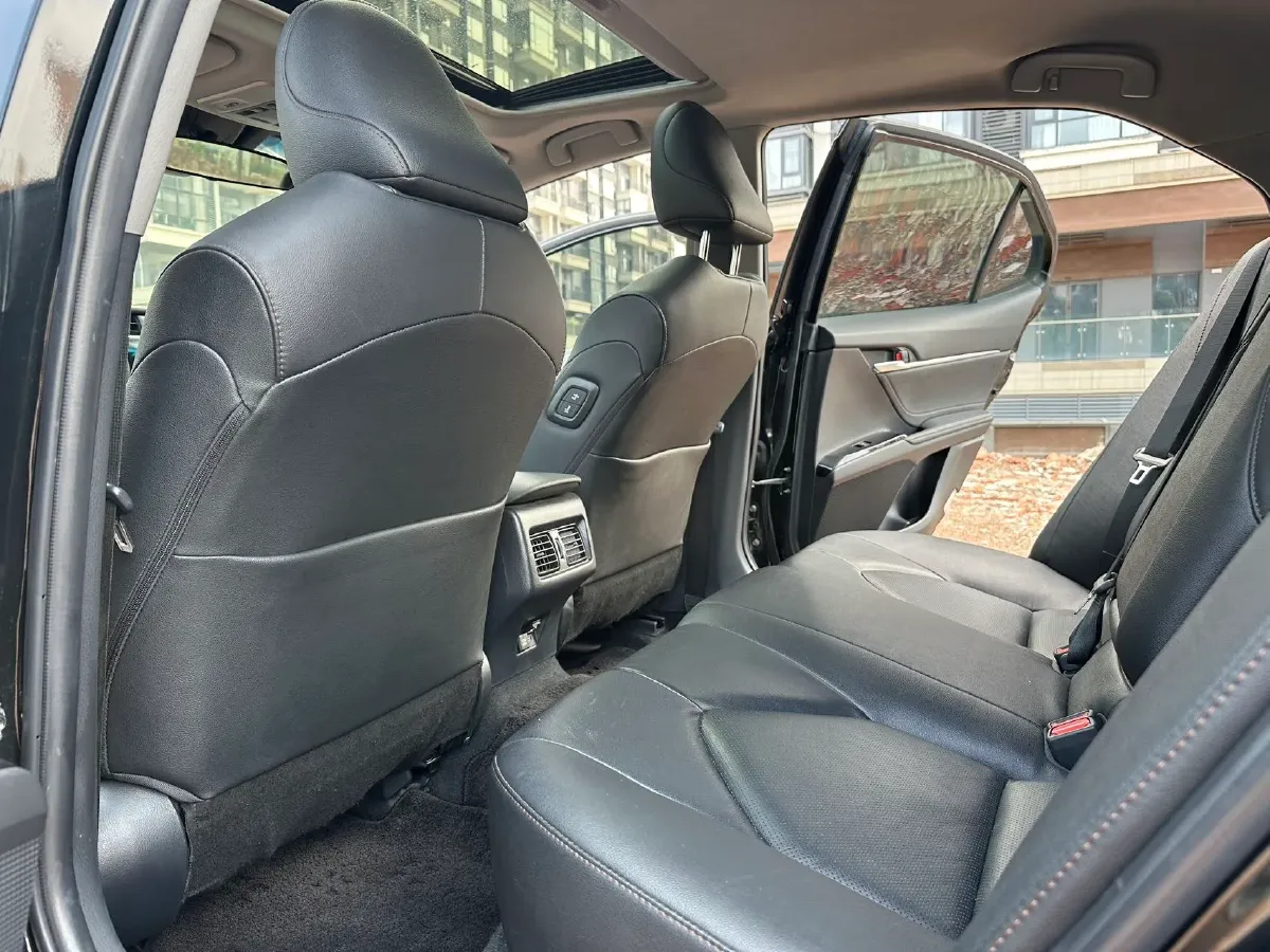 2019 Toyota Camry 2.0L 178HP L4 CVT,autocango,china used car exporter,china ev exporter,chinese used car exporter,chinese used ev exporter