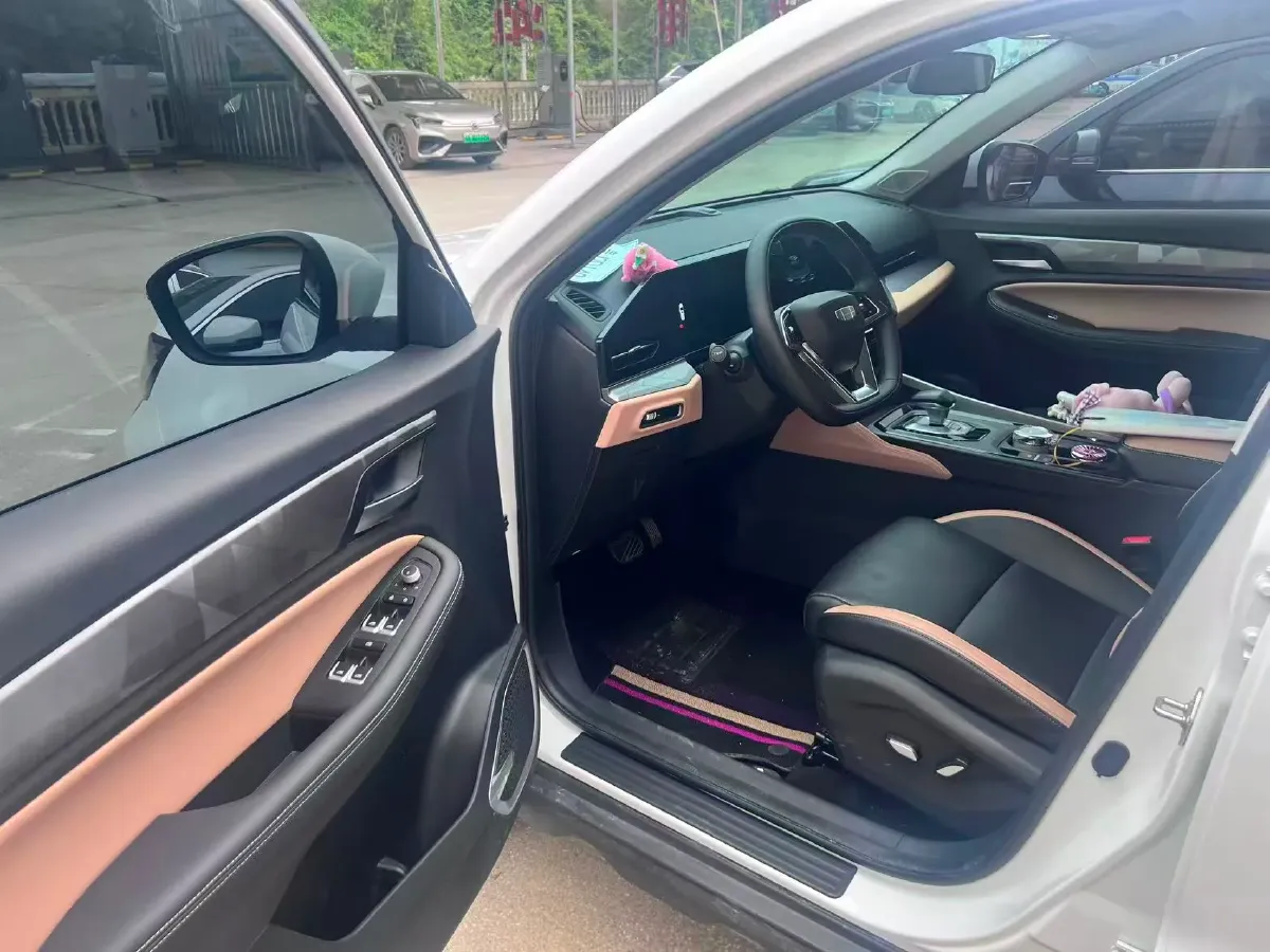 2024 Geely OkavangoPRO 1.5T 181HP L4 7DCT,autocango,china used car exporter,china ev exporter,chinese used car exporter,chinese used ev exporter