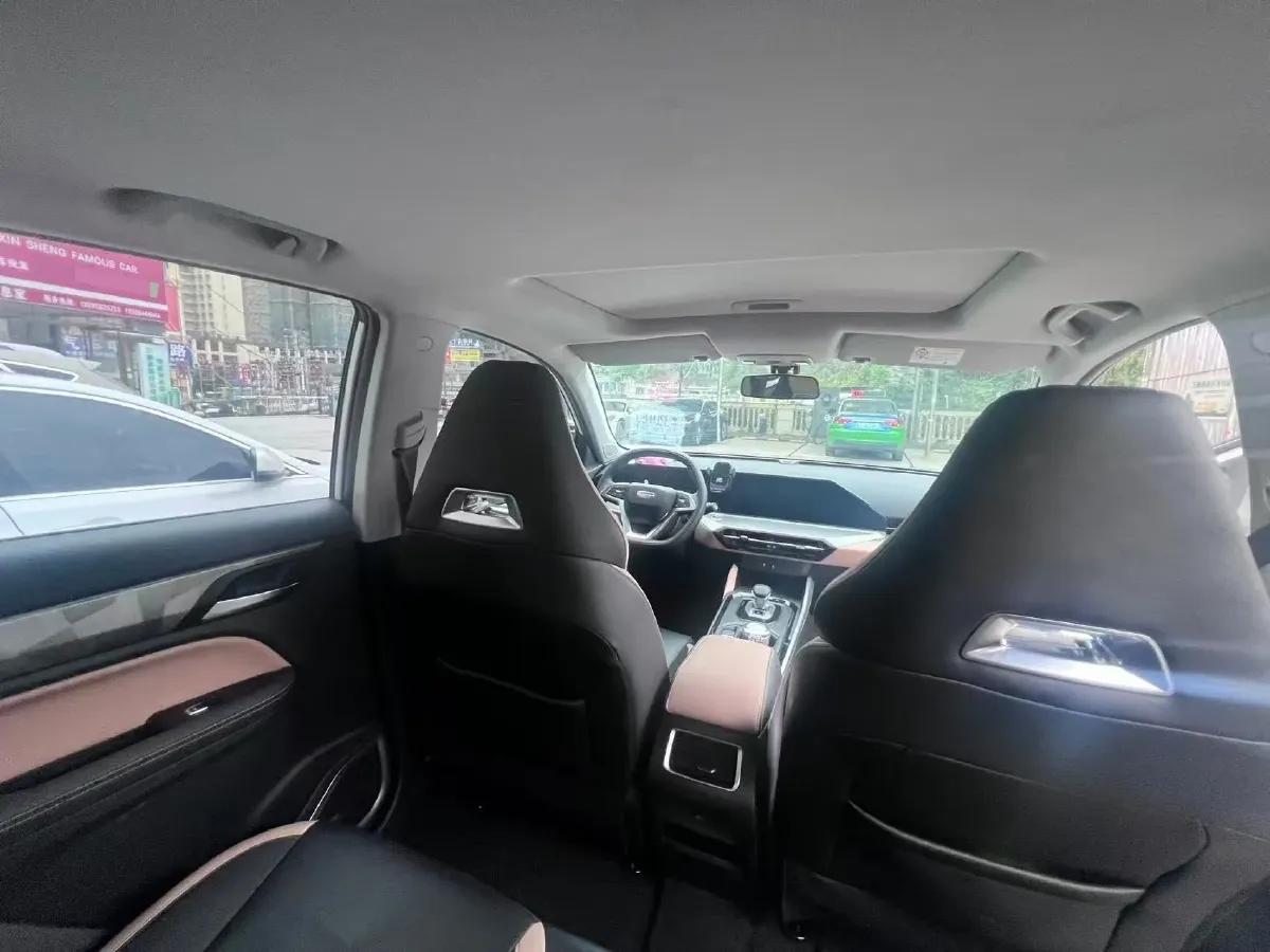 2024 Geely OkavangoPRO 1.5T 181HP L4 7DCT,autocango,china used car exporter,china ev exporter,chinese used car exporter,chinese used ev exporter