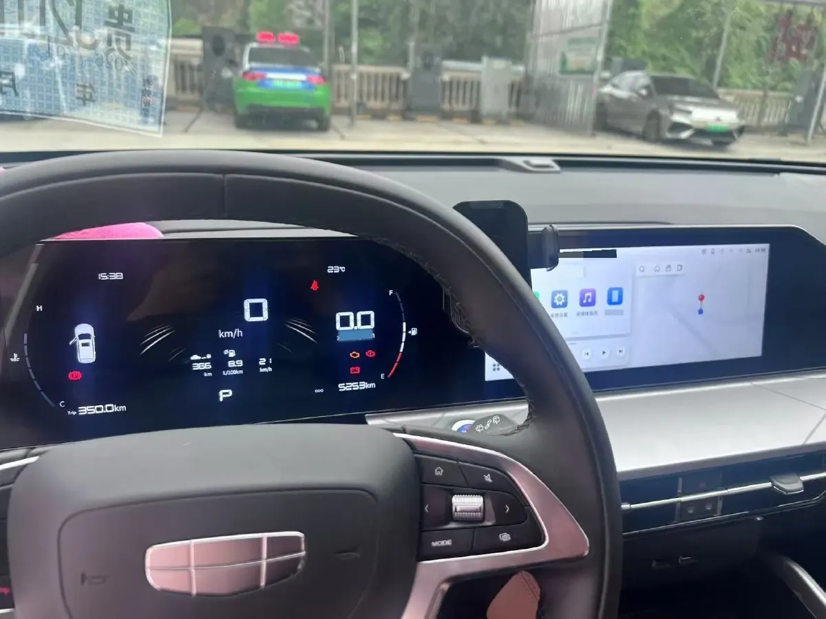 2024 Geely OkavangoPRO 1.5T 181HP L4 7DCT,autocango,china used car exporter,china ev exporter,chinese used car exporter,chinese used ev exporter