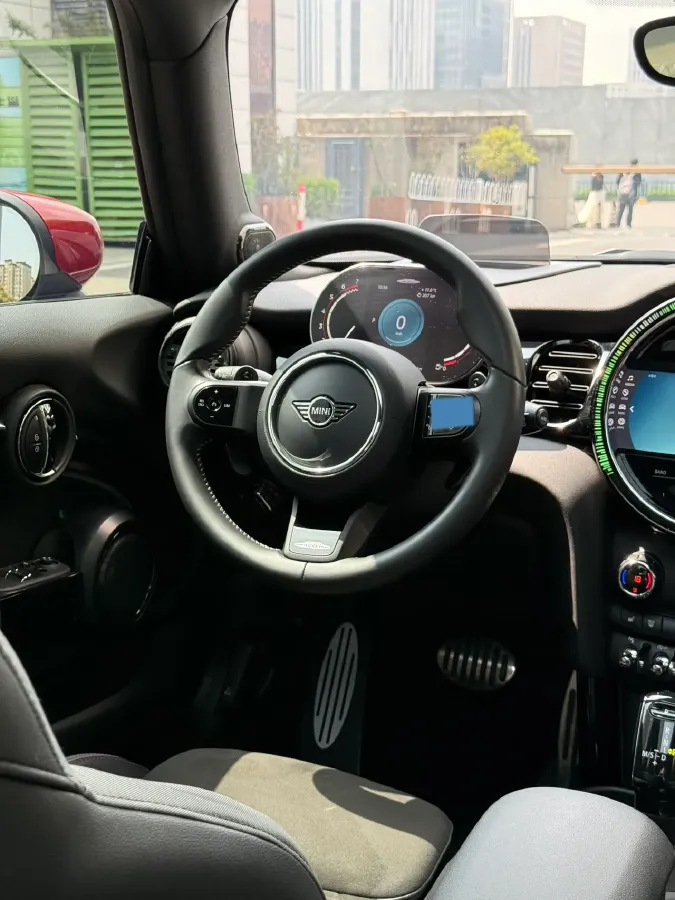 2023 MINI JCW 2.0T 231HP L4 8AT,autocango,china used car exporter,china ev exporter,chinese used car exporter,chinese used ev exporter