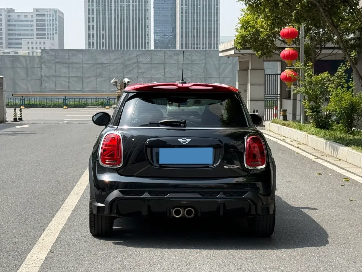 2023 MINI JCW 2.0T 231HP L4 8AT,autocango,china used car exporter,china ev exporter,chinese used car exporter,chinese used ev exporter