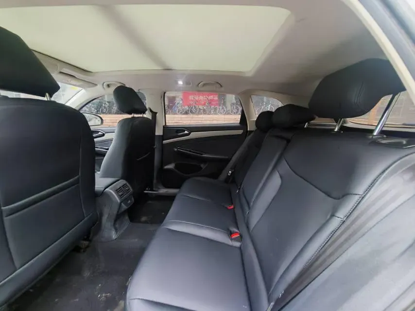 2023 Jetta VS7 1.4T 150HP L4 6AT,autocango,china used car exporter,china ev exporter,chinese used car exporter,chinese used ev exporter
