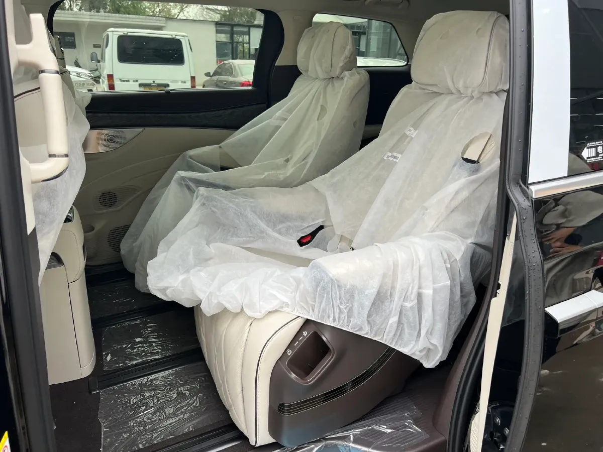 2024 Denza D9 1.5T 139HP L4 E-CVT PHEV 40KWH,autocango,china used car exporter,china ev exporter,chinese used car exporter,chinese used ev exporter