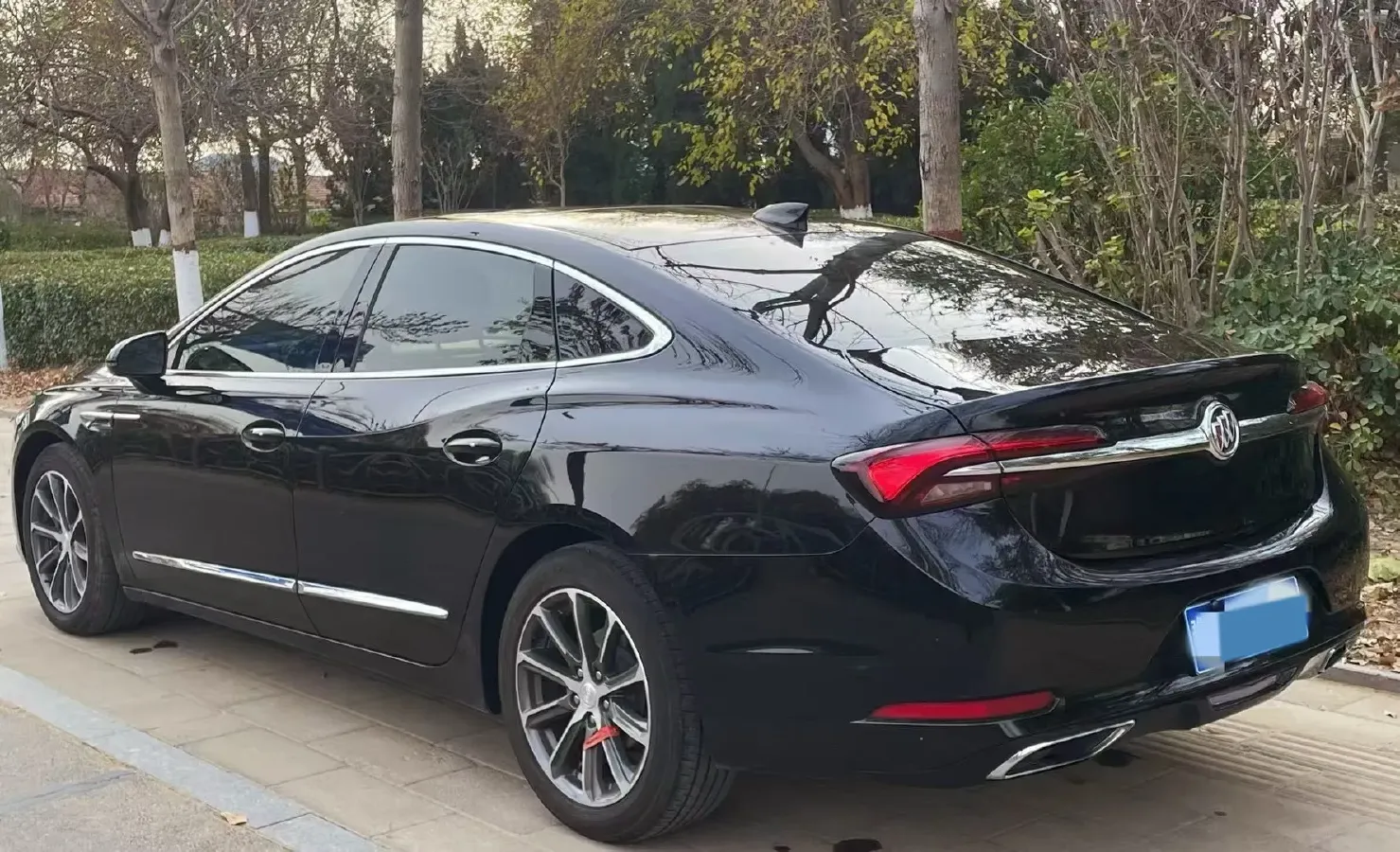 2019 Buick Larcosse 2.0T 241HP L4 9AT,autocango,china used car exporter,china ev exporter,chinese used car exporter,chinese used ev exporter